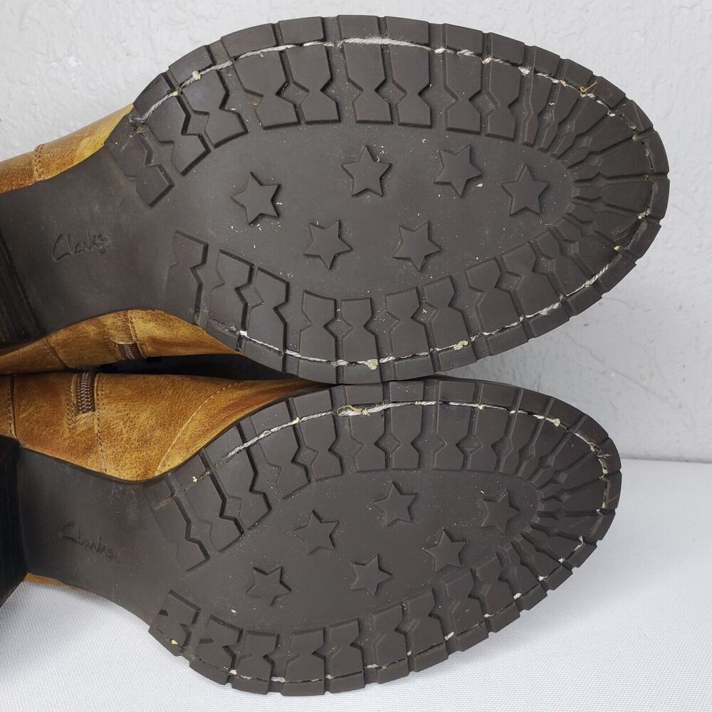 Clarks Indigo Women’s Distressed Brown Leather Ankle Boots Heels Sz US 11M - Picture 12 of 14